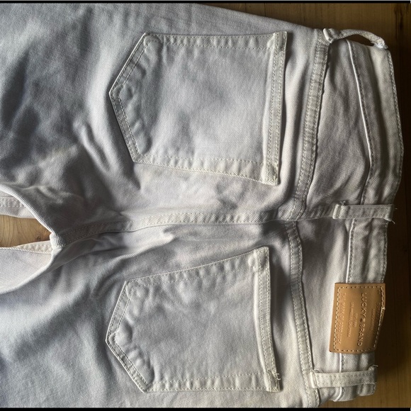 Lucky Brand Khaki Jeans - Picture 6 of 6